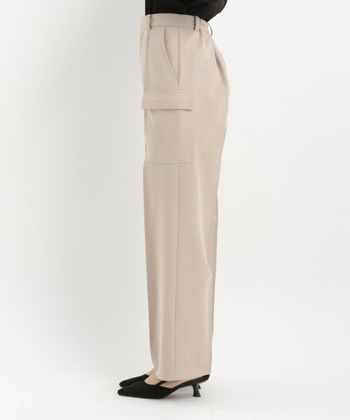 Andemiu(アンデミュウ)の「サイドポケットストレートパンツ640813(その他パンツ・レディース・ブラック/グレイッシュベージュ・SMALL/MEDIUM)」の18枚目の写真