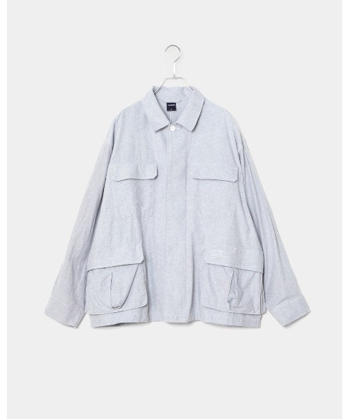 APPLEBUM（アップルバム）の「Urban Military Oxford Jacket（シャツ/ブラウス・メンズ・グレー/ライトブルー/ライトピンク・LARGE/X-LARGE）」の2枚目の写真