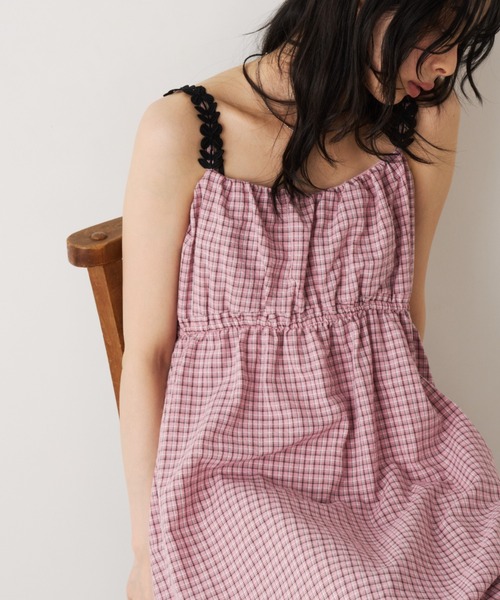 Unitage（ユニテージ）の「モチーフチェックキャミワンピース（ワンピース・レディース・ブラック/ブルー/ピンク・FREE）」の17枚目の写真