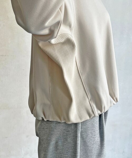 un dix cors（アンディコール）の「軽量ボンディングバルーンプルオーバー（Tシャツ/カットソー・レディース・グレー/アイボリー/サックスブルー/ネイビー・FREE）」の5枚目の写真