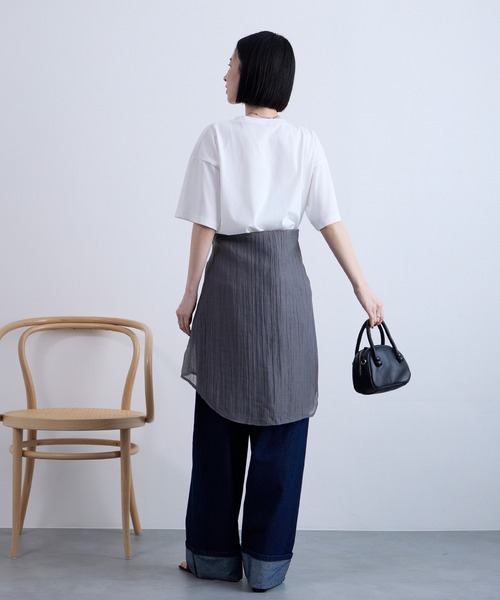 Aunely(オーネリー)の「【Aunely】涼しげ アーバンニュアンス アソート グラフィック 半袖 Tシャツ <YOSOOIシリーズ>(Tシャツ/カットソー・レディース・スミクロ/ブラック系2/オフホワイト/ホワイト系2/グレイッシュベージュ/ホワイト系/ブラック系/ネイビー・M/L)」の22枚目の写真