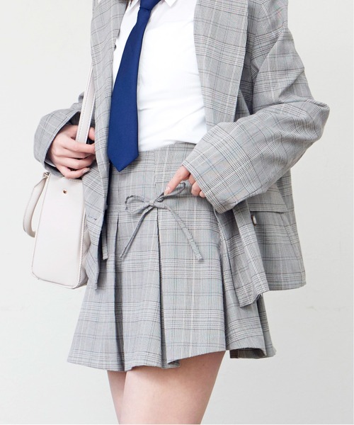 FUN(ファン)の「リボンミニスカート(スカート・レディース・チャコールグレー/アイボリー/グレー系・L/M/S)」の4枚目の写真
