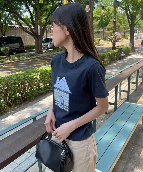 UNE MANSION(ユヌマンション)の「ユニークスターホーム刺繍半袖Tシャツカットソー(Tシャツ/カットソー・レディース・ネイビー/ホワイト・FREE)」の13枚目の写真