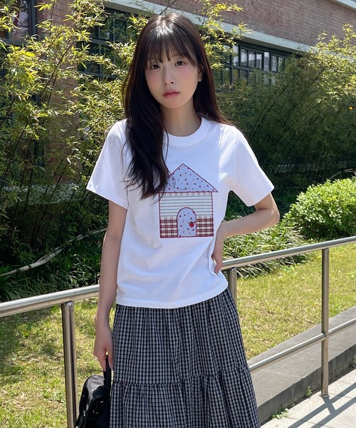 UNE MANSION(ユヌマンション)の「ユニークスターホーム刺繍半袖Tシャツカットソー(Tシャツ/カットソー・レディース・ネイビー/ホワイト・FREE)」の8枚目の写真