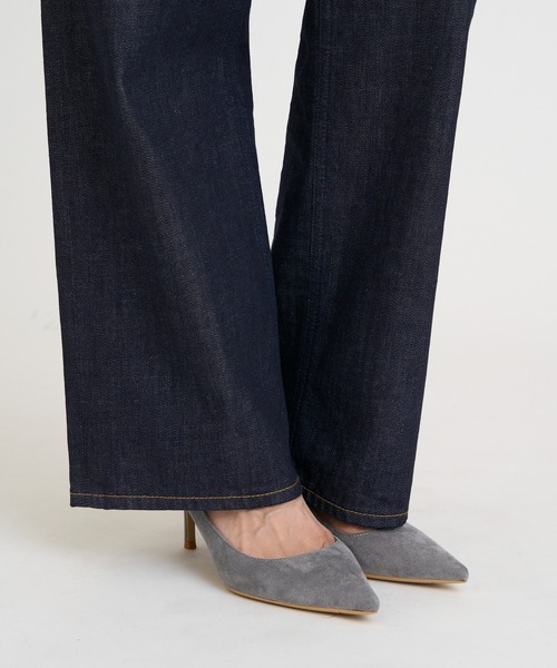 YANUK(ヤヌーク)の「ストレート "GINA"(デニムパンツ・レディース・ワンウォッシュ・23inch/22inch/21inch/27inch/26inch/25inch/24inch)」の11枚目の写真