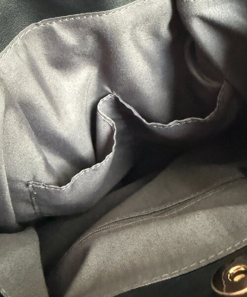 Chez toi（シェトワ）の「合皮グレイスフロントベルトトート（トートバッグ・レディース・アイボリー/ブラック/ベージュ・FREE）」の18枚目の写真