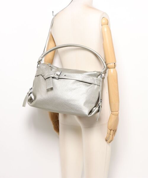 Never mind the XU / Chikashitsu+（ネバーマインド ザ エックスユー / チカシツプラス）の「【nmtc+】2way belt vintage shoulder Bag / 【エヌエムティーシープラス】ツーウェイベルトビンテージショルダーバッグ（ショルダーバッグ・メンズ・ブラック/ホワイト/ブラック系その他/シルバー・ONE SIZE）」の19枚目の写真