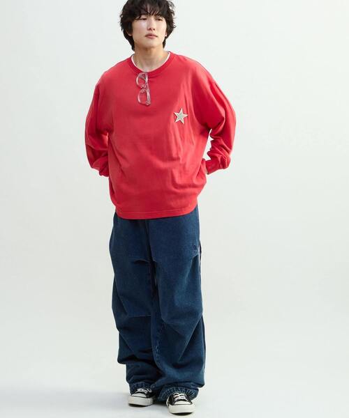 CONVERSE TOKYO(コンバーストウキョウ)の「PIGMENT DYED PATCH LONGSLEEVE TEE(Tシャツ/カットソー・レディース・レッド/ホワイト/ブラック・SMALL/MEDIUM)」の15枚目の写真