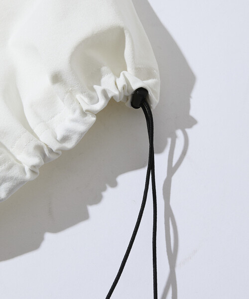 Russell Athletic（ラッセルアスレティック）の「限定展開 RUSSEL ATHLETIC×FREAK'S STORE/ラッセルアスレティック 別注 ビッグシルエット ヘムコード ポケットTシャツ / 吸湿速乾（Tシャツ/カットソー・メンズ・スミクロ/ホワイト/ネイビー/ブラック/グレイッシュベージュ・MEDIUM/SMALL/LARGE）」の17枚目の写真