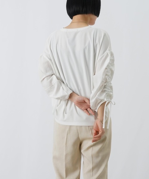 LUCA/LADY LUCK LUCA(ルカ/レディラックルカ)の「LC/LLL ドライポンチ袖布帛ドロスト7分袖プルオーバー(Tシャツ/カットソー・レディース・オフホワイト/ブラック・FREE)」の4枚目の写真