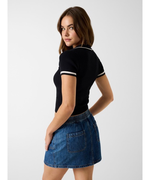 GUESS JEANS(ゲスジーンズ)の「GUESS JEANS RIB Polo Emb Sweater ポロシャツ(ポロシャツ・レディース・ブラック/オフホワイト・SMALL/MEDIUM/X-SMALL)」の7枚目の写真