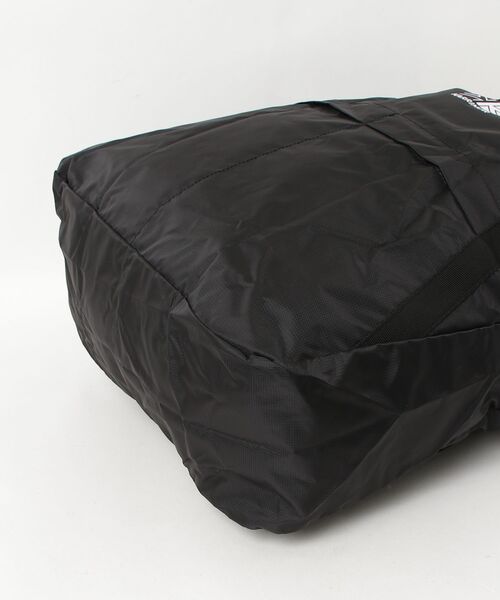 karrimor（カリマー）の「mars tote 30（ショルダーバッグ・メンズ・ブラック/ライトグレー系/ネイビー/ミント・FREE）」の6枚目の写真