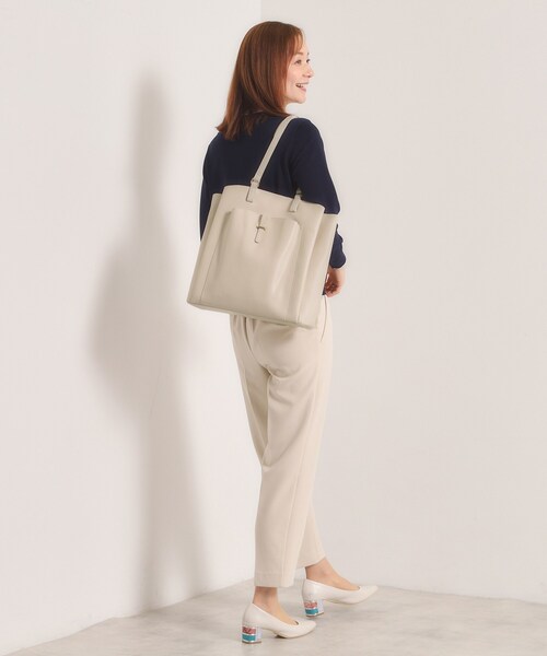 ITS'DEMO（イッツデモ）の「＜かるバッグ＞縦型A4トート（トートバッグ・レディース・ブラック/アイボリー/ベージュ・00）」の7枚目の写真