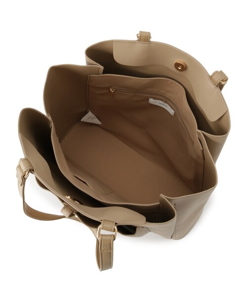 ITS'DEMO（イッツデモ）の「＜かるバッグ＞縦型A4トート（トートバッグ・レディース・ブラック/アイボリー/ベージュ・00）」の19枚目の写真