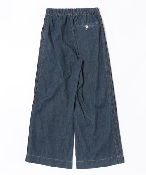 H.A.K（ハク）の「スーピマリネンラミーライトオンスデニムストレッチデニム　ピンタックパンツ（デニムパンツ・レディース・ブルー・1）」の2枚目の写真