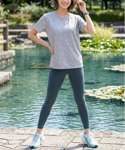Disney(ディズニー)の「【DISNEY/ディズニー】胸ワンポイントキャラクター総柄DRYメッシュ半袖Tシャツ(吸水速乾)(Tシャツ/カットソー・レディース・杢グレー/ブラック/ライム/ピンク・MEDIUM/LARGE)」の18枚目の写真