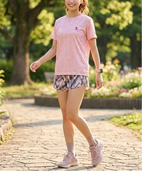 Disney(ディズニー)の「【DISNEY/ディズニー】胸ワンポイントキャラクター総柄DRYメッシュ半袖Tシャツ(吸水速乾)(Tシャツ/カットソー・レディース・杢グレー/ブラック/ライム/ピンク・MEDIUM/LARGE)」の6枚目の写真