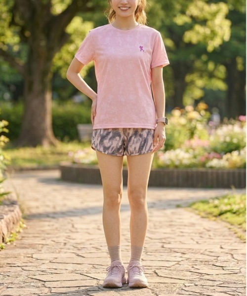 Disney(ディズニー)の「【DISNEY/ディズニー】胸ワンポイントキャラクター総柄DRYメッシュ半袖Tシャツ(吸水速乾)(Tシャツ/カットソー・レディース・杢グレー/ブラック/ライム/ピンク・MEDIUM/LARGE)」の7枚目の写真