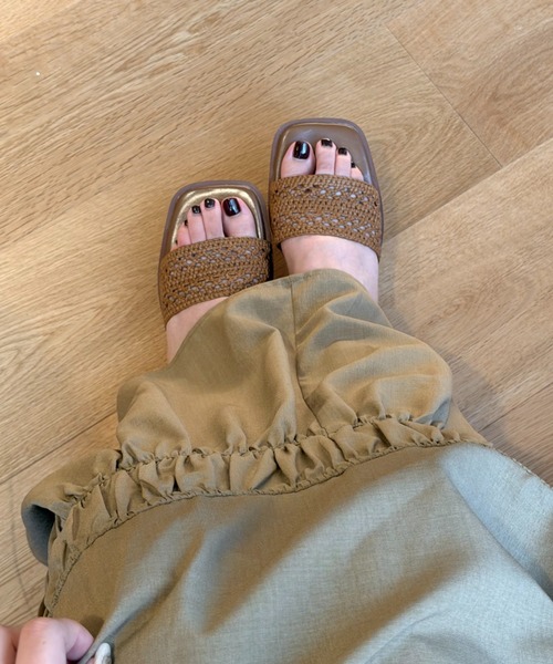 OLUN(オルン)の「natural crochet flat sandals/ナチュラルクロシェフラットサンダル(サンダル・レディース・ベージュ/ブラウン・LARGE/MEDIUM/SMALL/LL)」の14枚目の写真