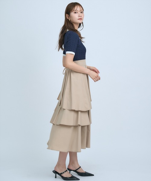 AND COUTURE(アンドクチュール)の「イレギュラーヘムドッキングワンピース(ワンピース・レディース・ベージュ/ネイビー・FREE)」の14枚目の写真