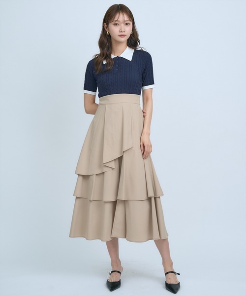 AND COUTURE(アンドクチュール)の「イレギュラーヘムドッキングワンピース(ワンピース・レディース・ベージュ/ネイビー・FREE)」の5枚目の写真