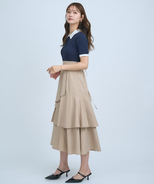AND COUTURE(アンドクチュール)の「イレギュラーヘムドッキングワンピース(ワンピース・レディース・ベージュ/ネイビー・FREE)」の3枚目の写真