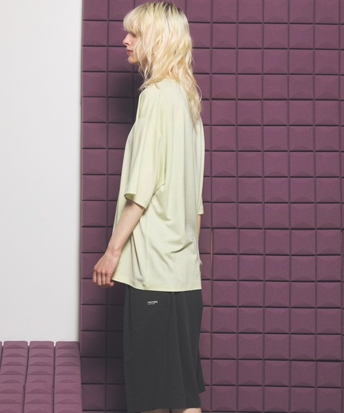 MAISON SPECIAL(メゾンスペシャル)の「《UNISEX》Wool Yarn Prime-Over Short Sleeve Crew Neck T-Shirt/ウールヤーンプライムオーバーショートスリーブクルーネックTシャツ【MAISON SPECIAL/メゾンスペシャル】(Tシャツ/カットソー・メンズ・ブラック/アイボリー/ピンク/ライトグリーン・2/1/0)」の17枚目の写真