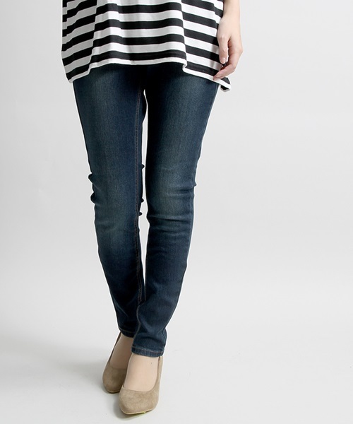 WEGO（ウィゴー）の「WEGO/フィラメントスキニ―パンツ（デニムパンツ・レディース・ブラック/インディゴブルー/ダークインディゴブルー/ライトインディゴブルー・SMALL/LARGE/MEDIUM）」の3枚目の写真