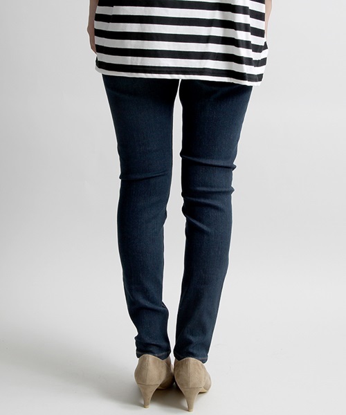 WEGO（ウィゴー）の「WEGO/フィラメントスキニ―パンツ（デニムパンツ・レディース・ブラック/インディゴブルー/ダークインディゴブルー/ライトインディゴブルー・SMALL/LARGE/MEDIUM）」の6枚目の写真