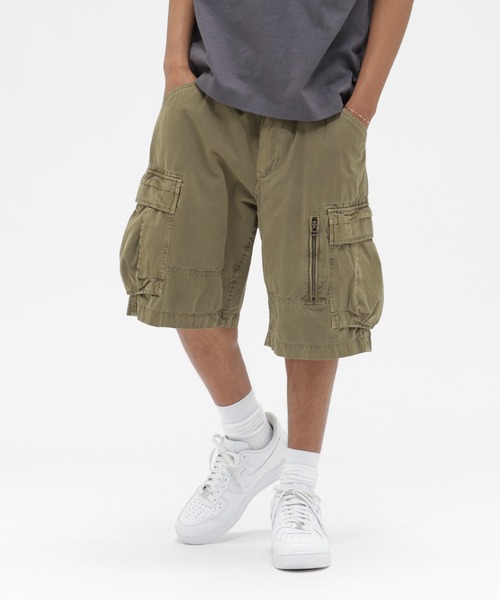 AVIREX（アヴィレックス）の「PIGMENT CARGO SHORTS / ピグメント カーゴ ショートパンツ / AVIREX / アヴィレックス（カーゴパンツ・メンズ・ブラック/オリーブ/グリーン系カモフラージュ/カーキ・MEDIUM/LARGE/X-LARGE/XX-LARGE）」の2枚目の写真