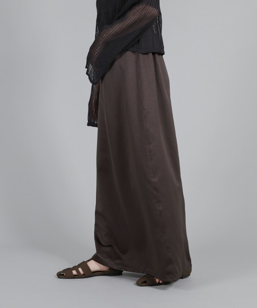 select MOCA Et（セレクトモカエト）の「【Et】Matte Satin I-line Long Skirt（スカート・レディース・ベージュ/チャコール・FREE）」の17枚目の写真