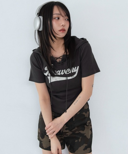 WEGO(ウィゴー)の「WEGO/レースアップフードちびT(Tシャツ/カットソー・レディース・スミクロ/ブラウン/その他1・FREE)」の17枚目の写真