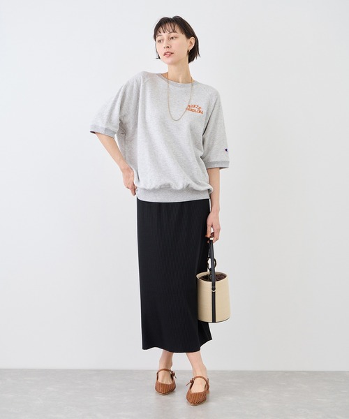 Champion(チャンピオン)の「【Champion/チャンピオン別注】アソートロゴボートネックハーフスリーブスウェットプルオーバー(Tシャツ/カットソー・レディース・ブラック/グレー系その他/サックスブルー/ライトグレー・FREE)」の16枚目の写真