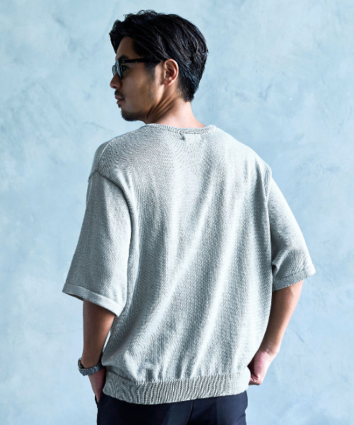 CavariA（キャバリア）の「『CavariA/キャバリア』【接触冷感】ウォッシャブルVネック半袖ニット（ニット/セーター・メンズ・ブラック/グレイッシュベージュ/サックスブルー/チャコールグレー/グレー/ブラウン/ネイビー・M/L/XL）」の15枚目の写真