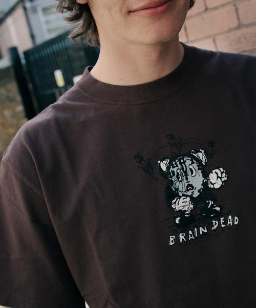 BRAIN DEAD（ブレインデット）の「BRAIN DEAD / ブレインデッド TIME IS NIGH T-SHIRT（Tシャツ/カットソー・メンズ・ボルドー・LARGE/MEDIUM）」の2枚目の写真