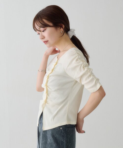Kastane(カスタネ)の「【無地&ドット】ギャザーテレコ半袖カーディガン(Tシャツ/カットソー・レディース・ブラック系その他/オフホワイト/ホワイト/サックスブルー/ブラック/アイボリー・FREE)」の21枚目の写真