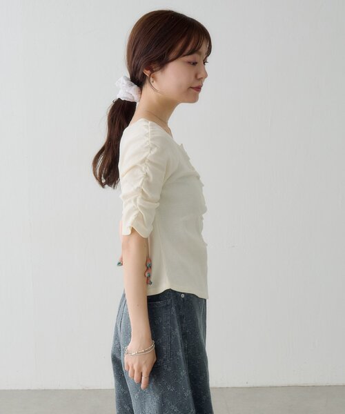 Kastane(カスタネ)の「【無地&ドット】ギャザーテレコ半袖カーディガン(Tシャツ/カットソー・レディース・ブラック系その他/オフホワイト/ホワイト/サックスブルー/ブラック/アイボリー・FREE)」の19枚目の写真