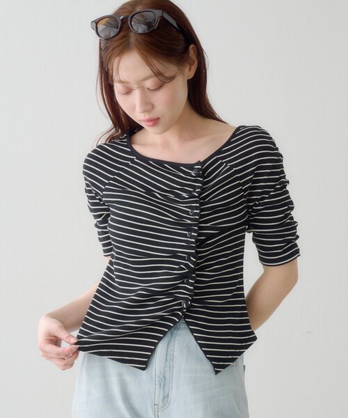 Kastane（カスタネ）の「ギャザーテレコ半袖カーディガン（Tシャツ/カットソー・レディース・ブラック系その他/オフホワイト/ホワイト/サックスブルー/ブラック/アイボリー・FREE）」の4枚目の写真
