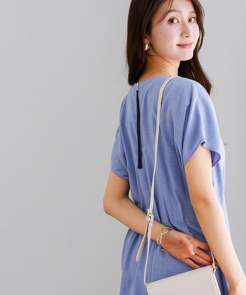 Emilyan(エミリアン)の「【 軽やかに整う 】 サップタンブラー・タックワンピース(ワンピース・レディース・ブラウン/ブルー/ブラック・M)」の20枚目の写真