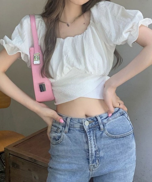 mielu(ミエル)の「バックリボンギャザーブラウス(シャツ/ブラウス・レディース・ブラック/ホワイト・LARGE/MEDIUM)」の3枚目の写真