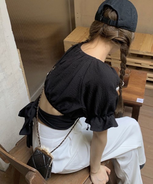 mielu(ミエル)の「バックリボンギャザーブラウス(シャツ/ブラウス・レディース・ブラック/ホワイト・LARGE/MEDIUM)」の8枚目の写真