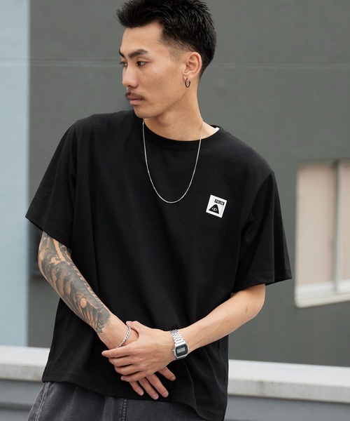 POLeR(ポーラー)の「POLeR/ポーラー SUMMIT TEE ブランドロゴ クルーネックTシャツ メンズ ストリート スケーター 秋 秋服 2026年秋冬(Tシャツ/カットソー・メンズ・ホワイト/ブラック・M/L/XL)」の2枚目の写真