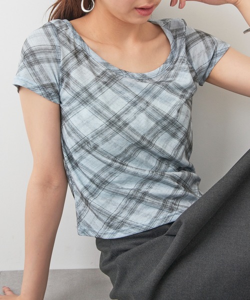 MAGASIN DE MODE Chou Chou(マガジンデモードシュシュ)の「【MAGASIN DE MODE Chou Chou】チェック柄ミニTシャツ 韓国 ピチT XNN(Tシャツ/カットソー・レディース・グレー/ライトブルー/ライトベージュ・FREE)」の10枚目の写真