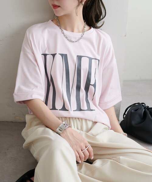 DISCOAT(ディスコート)の「【WEB限定】ショート丈ロゴ半袖Tシャツ(Tシャツ/カットソー・レディース・ホワイト系その他2/ピンク/ホワイト系その他・FREE)」の5枚目の写真