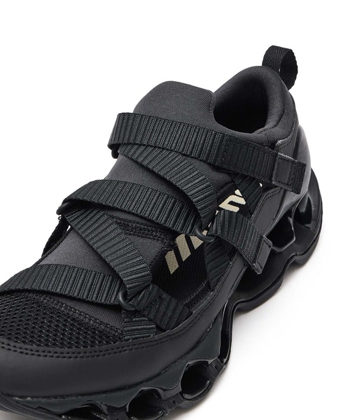 MIZUNO(ミズノ )の「(mizuno)WAVE PROPHECY STRAP(スニーカー・レディース・ホワイト/ブラック・25cm/24cm/23cm)」の18枚目の写真
