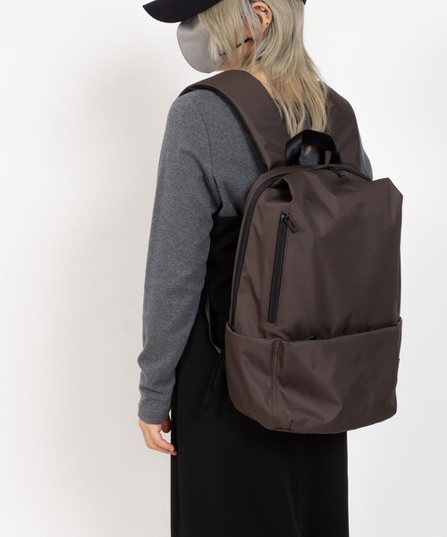 Un coeur（アンクール）の「COMPACT RUCKSACK（バックパック/リュック・レディース・グレー/ブラック/ブラウン・FREE）」の3枚目の写真