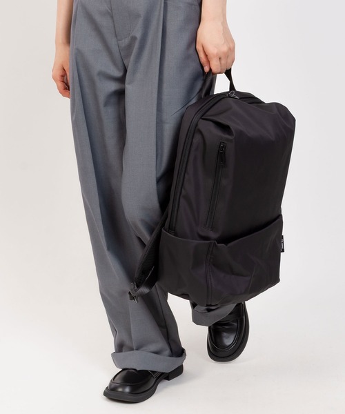 Un coeur（アンクール）の「COMPACT RUCKSACK（バックパック/リュック・レディース・グレー/ブラック/ブラウン・FREE）」の6枚目の写真
