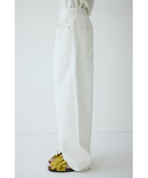 HeRIN.CYE（ヘリンドットサイ）の「straight denim pants / ストレートデニムパンツ（デニムパンツ・レディース・ブルー/ホワイト・34/38/36）」の9枚目の写真