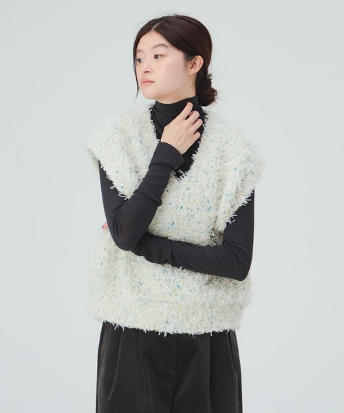 BEAMS HEART(ビームスハート)の「リボン × ノットヤーン ベスト(ニット/セーター・レディース・ネイビー/ベージュ/ホワイト系その他5・FREE)」の7枚目の写真