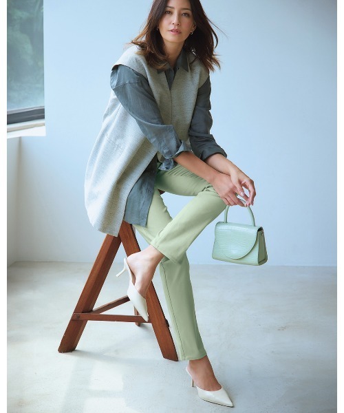 DoCLASSE（ ドゥクラッセ）の「ミラクルストレッチ・レギンスパンツ（その他パンツ・レディース・イエロー/サックスブルー/ペールイエロー/ネイビー/オリーブ/その他/レッド/ミント/ダークネイビー/パープル/ベージュ/ネイビー系1/イエローゴールド/ネイビー系2/ネイビー系/ブラック/ネイビー系3/ブルー/ボルドー/ホワイト×ブラック/ブルーグレー・17/15 /13/9/5/7/11）」の6枚目の写真